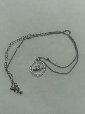 Glencara claddagh pave necklace